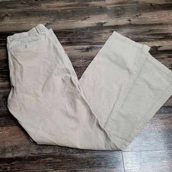 Banana Republic Other - Banana Republic Kentfield Chino Pants. Perfect Condition!